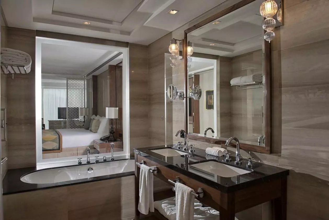 TAJDUBAI_SHAABAVIZ (8).jpg